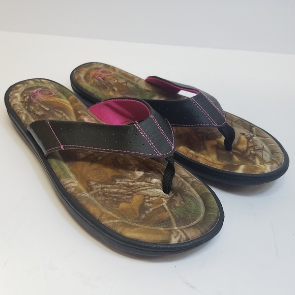 camo memory foam flip flops